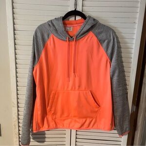 Active wear hoodie
